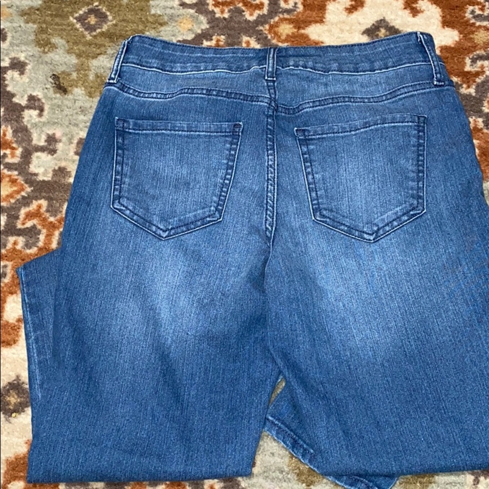 Old Navy - Picture 2 of 4